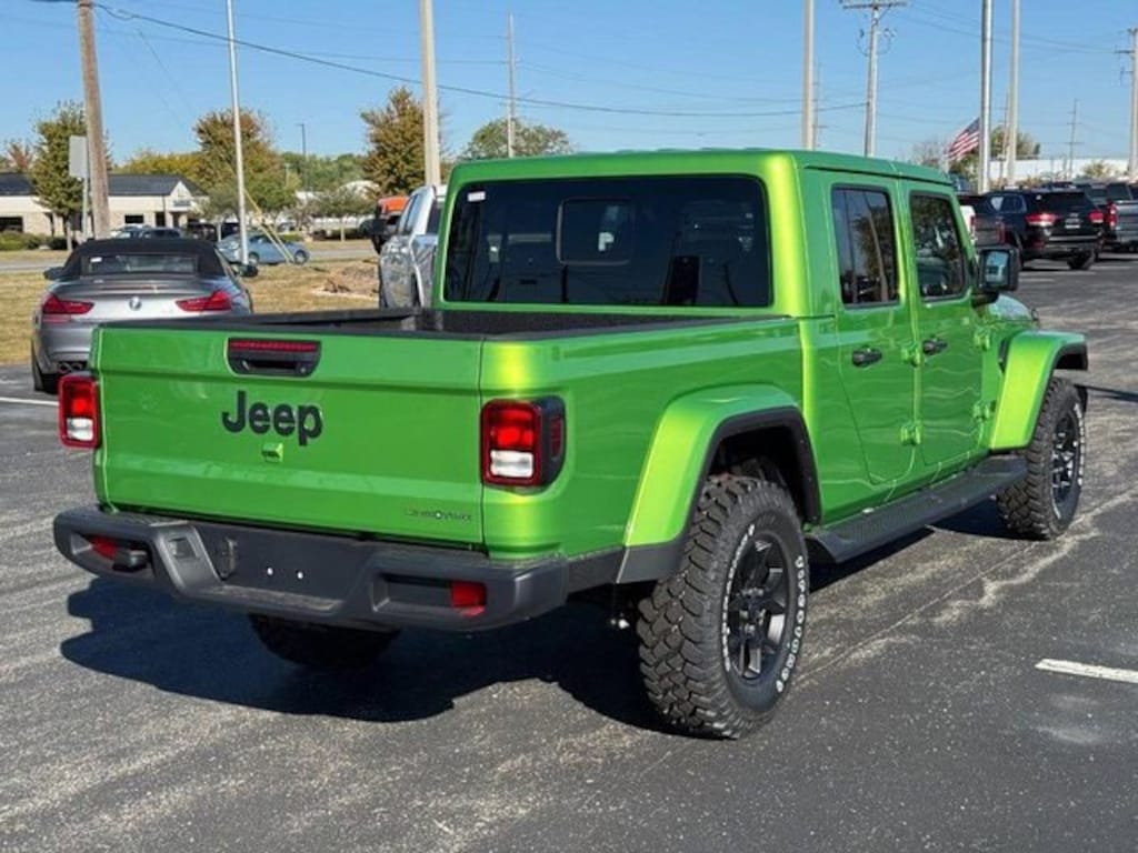 New 2025 Jeep Gladiator High Tide Pickup