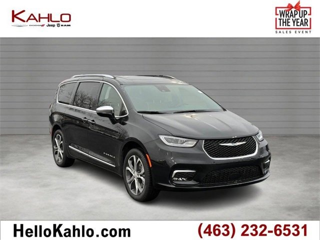 2026 Chrysler Pacifica Pinnacle's photo