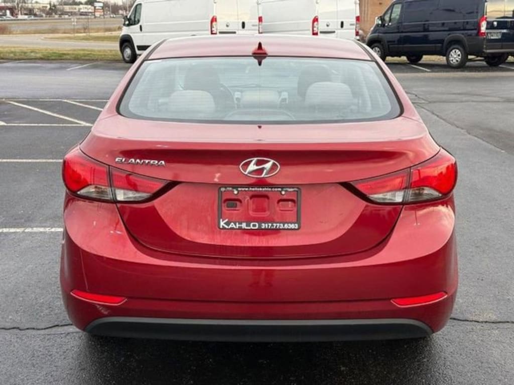 Used 2016 Hyundai Elantra SE Sedan