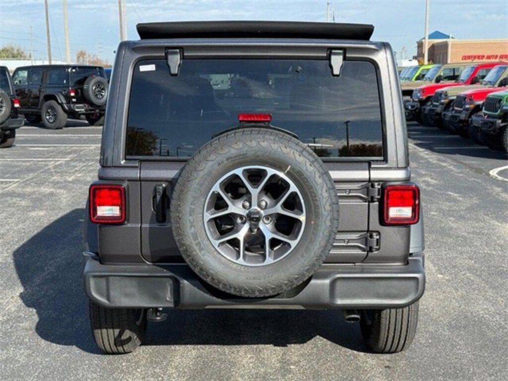 New 2026 Jeep Wrangler Sport S Sport Utility