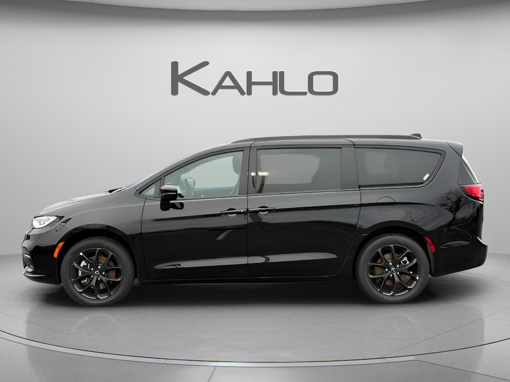 New 2026 Chrysler Pacifica Select Passenger Van