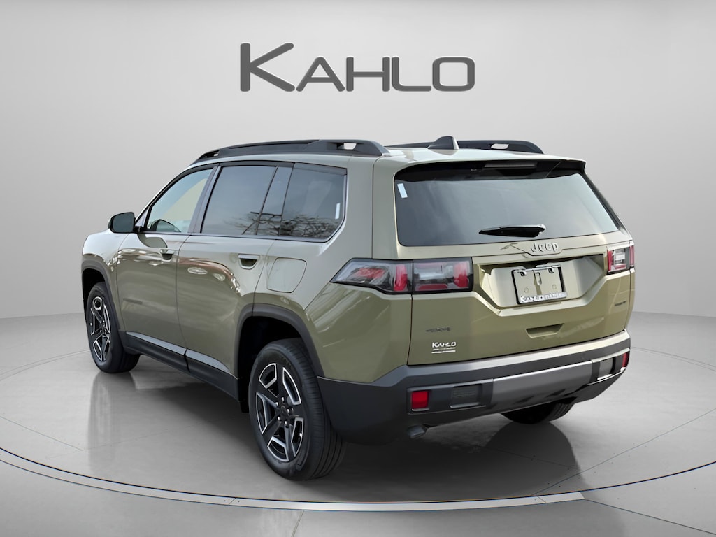 New 2026 Jeep Cherokee Laredo Sport Utility