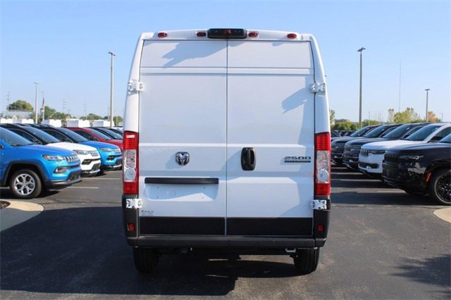 2024 Ram ProMaster 2500 Cargo Van photo 4