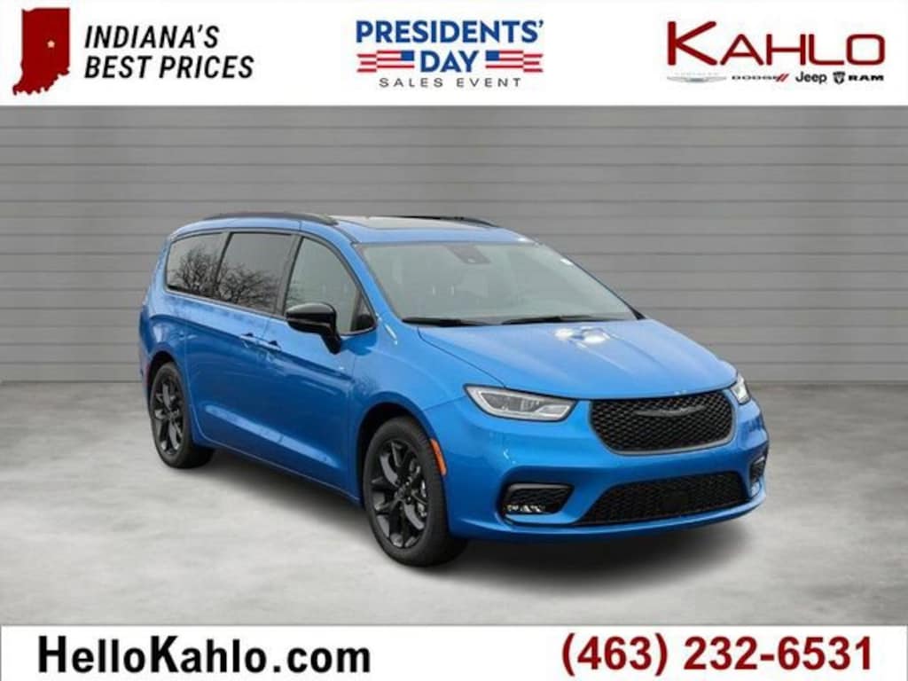 New 2026 Chrysler Pacifica Limited Passenger Van