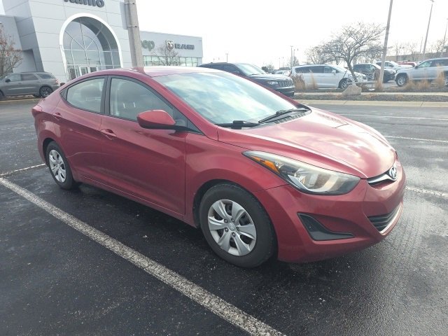 2016 Hyundai Elantra SE's photo