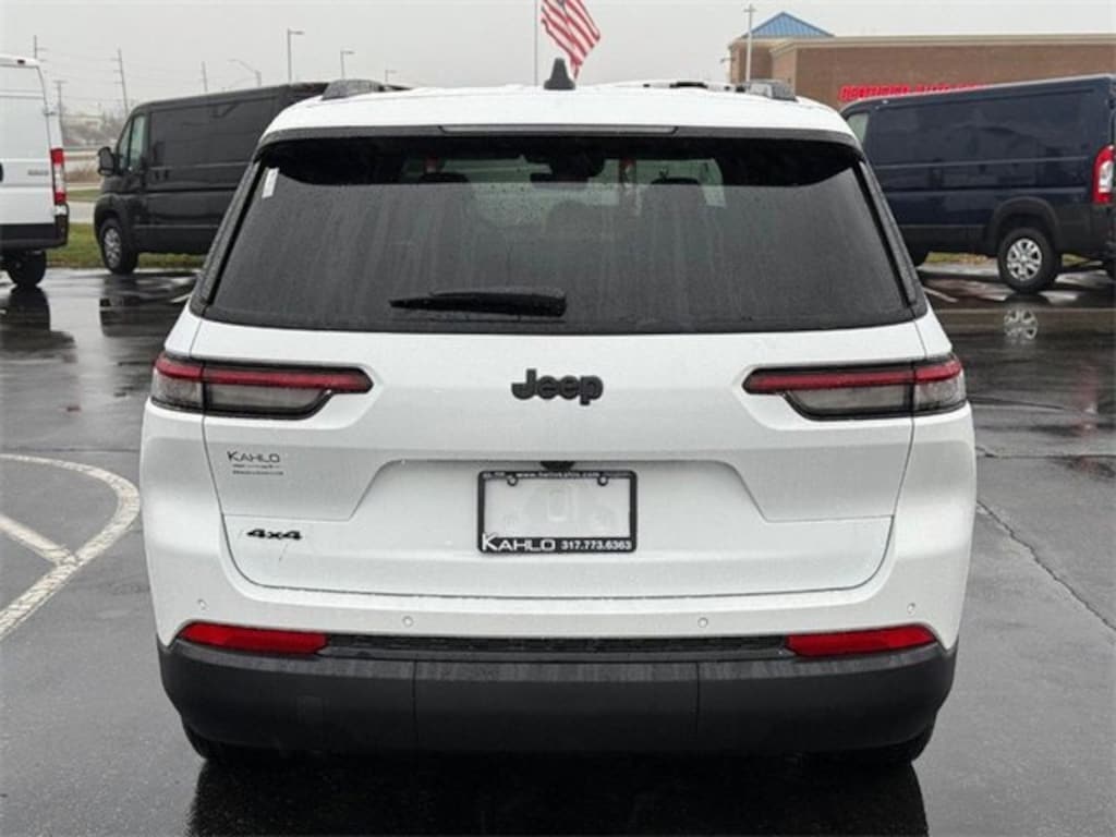 New 2025 Jeep Grand Cherokee L Altitude X Sport Utility
