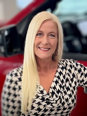 Staff member Nikki Peek from ID_0a784c493f79