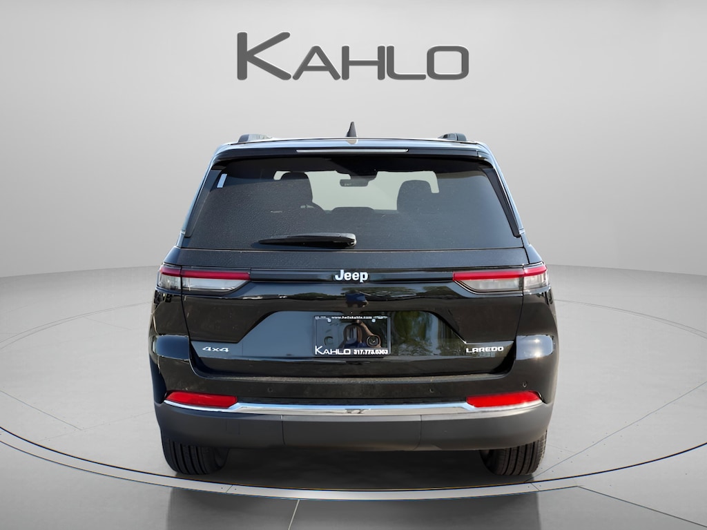 New 2026 Jeep Grand Cherokee Laredo Sport Utility