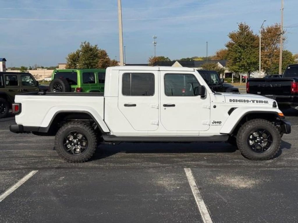 New 2025 Jeep Gladiator High Tide Pickup
