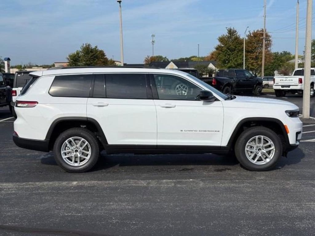New 2025 Jeep Grand Cherokee L Laredo X Sport Utility