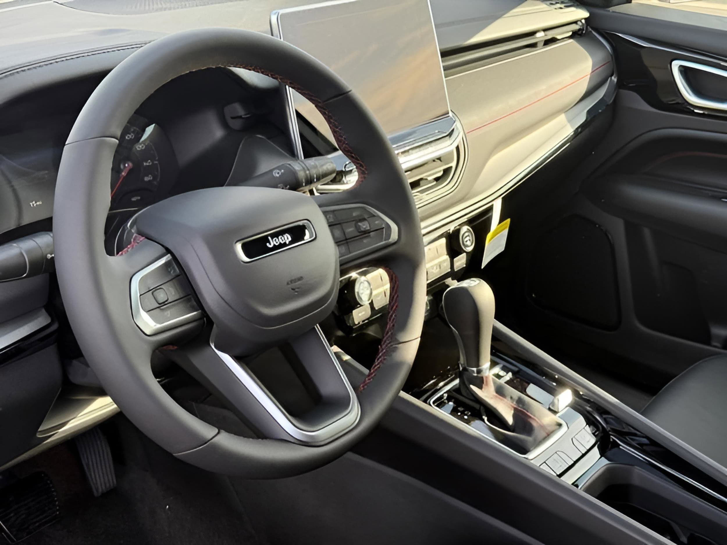 2026 Jeep Compass Trailhawk - Photo 16
