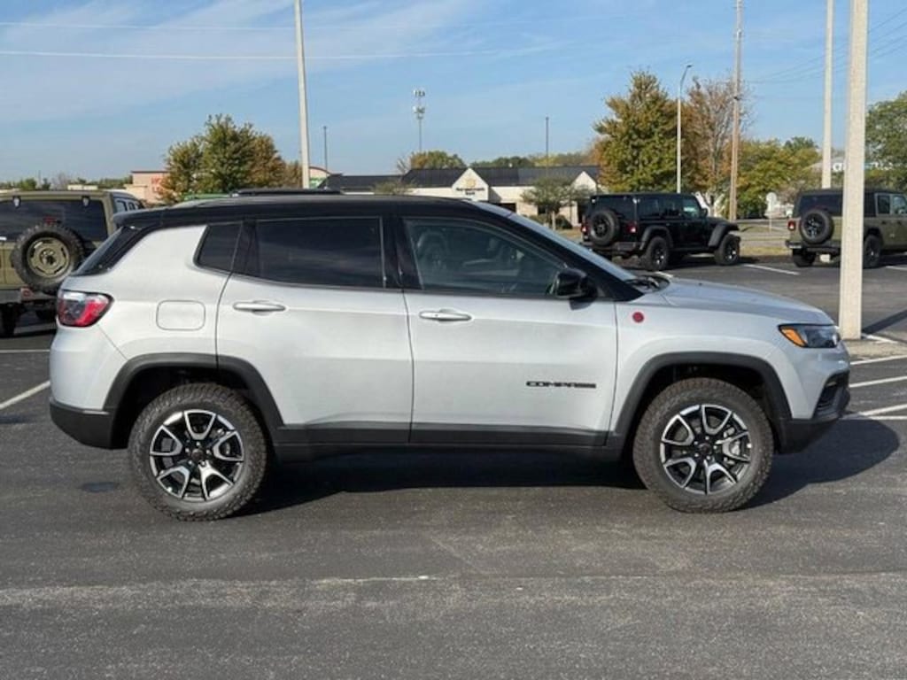 New 2026 Jeep Compass Trailhawk Sport Utility