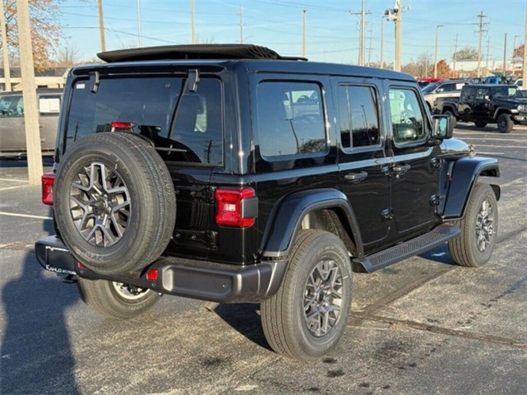 New 2026 Jeep Wrangler Sahara Sport Utility