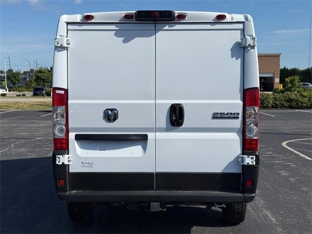 2025 Ram ProMaster 2500 Cargo Van photo 4