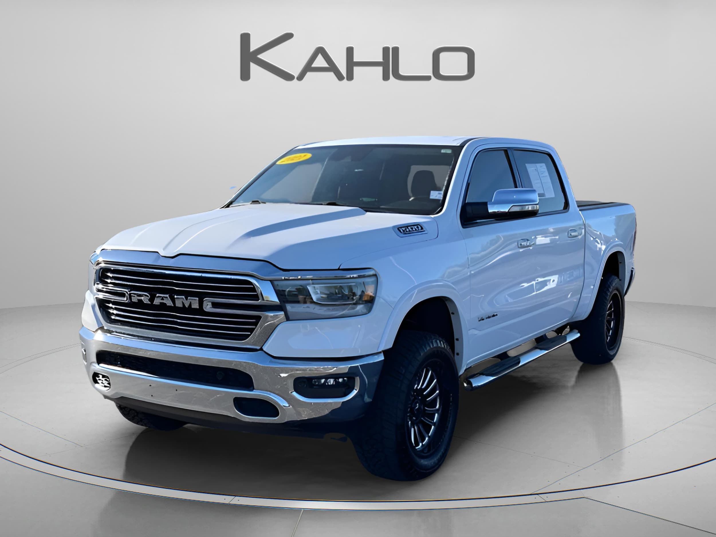 2021 RAM 1500 Laramie 4x4 Crew Cab 5'7's photo