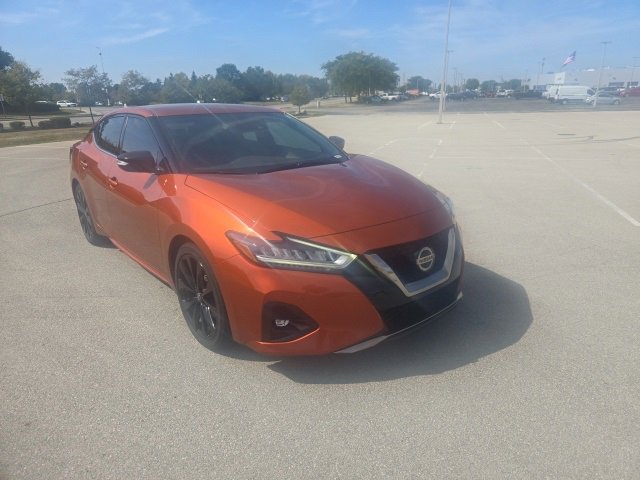 2019 Nissan Maxima SR photo 3