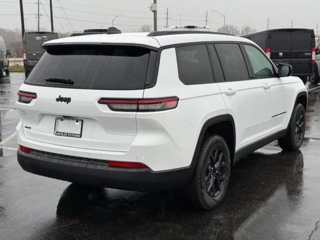 New 2025 Jeep Grand Cherokee L Altitude X Sport Utility