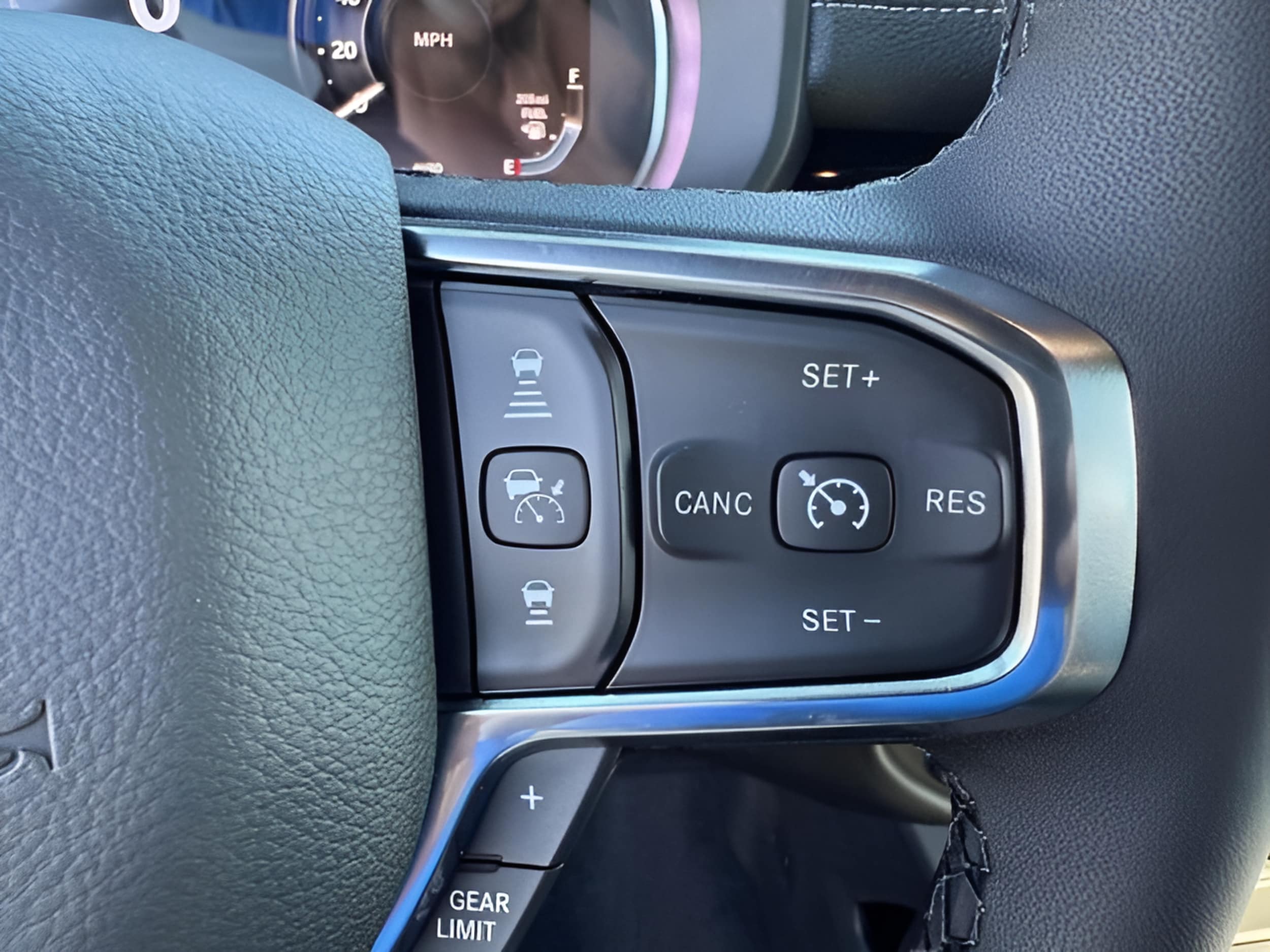 2026 RAM 1500 Laramie - Photo 16