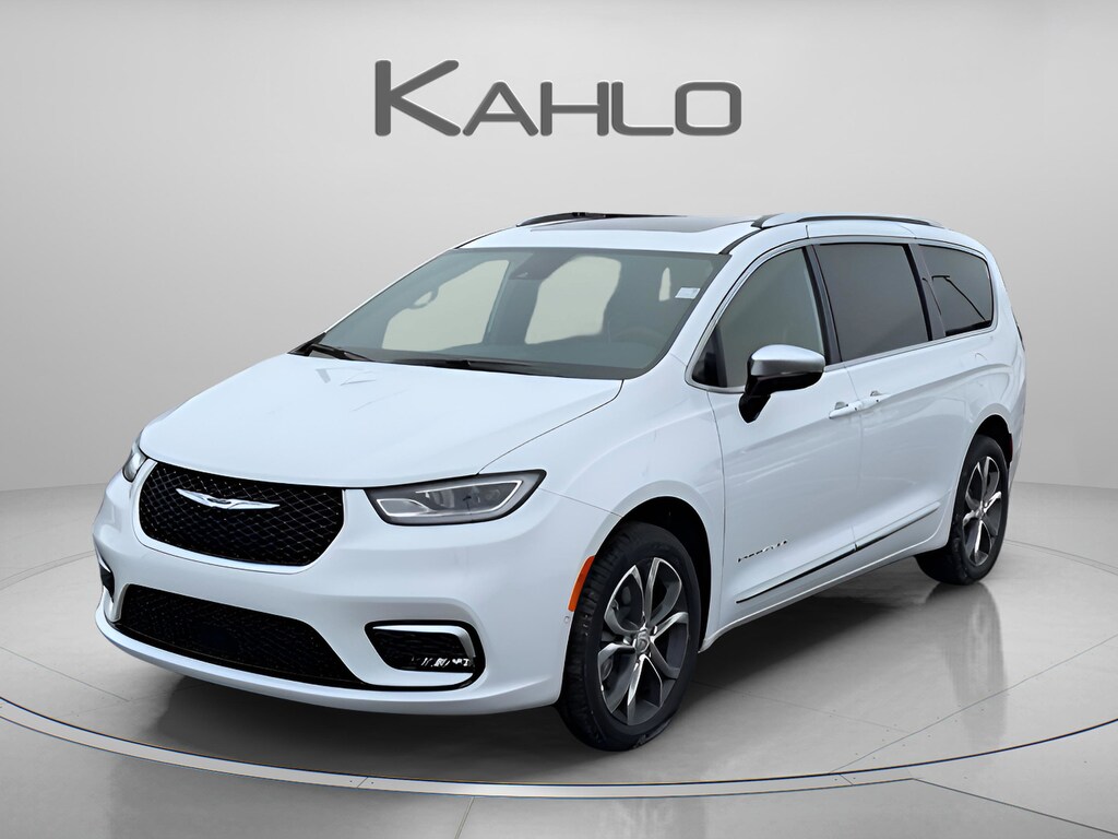 New 2026 Chrysler Pacifica Pinnacle Passenger Van