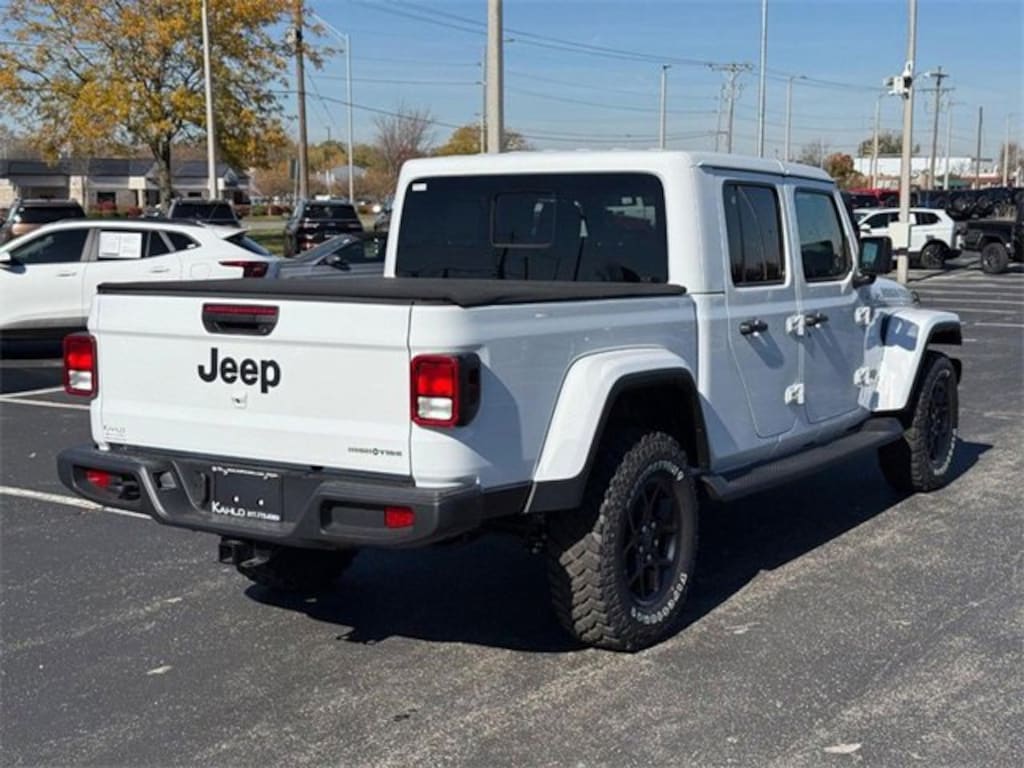 New 2025 Jeep Gladiator High Tide Pickup