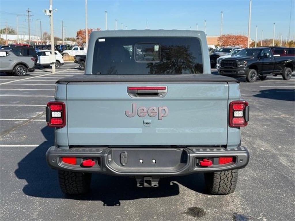 New 2025 Jeep Gladiator Rubicon X Pickup