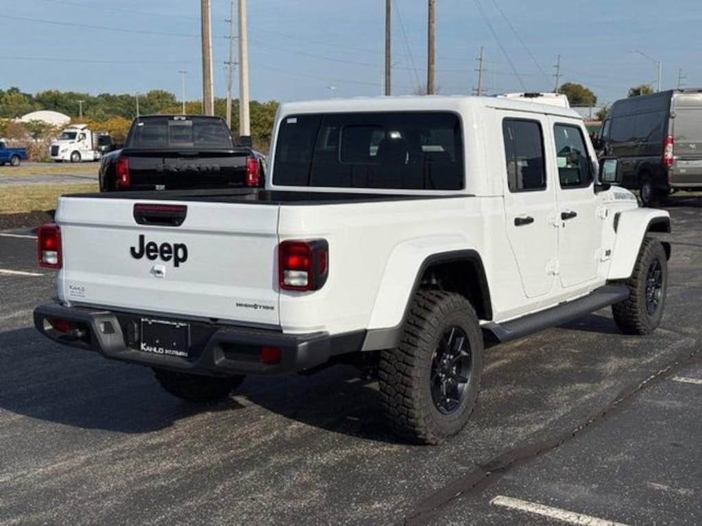 New 2025 Jeep Gladiator High Tide Pickup