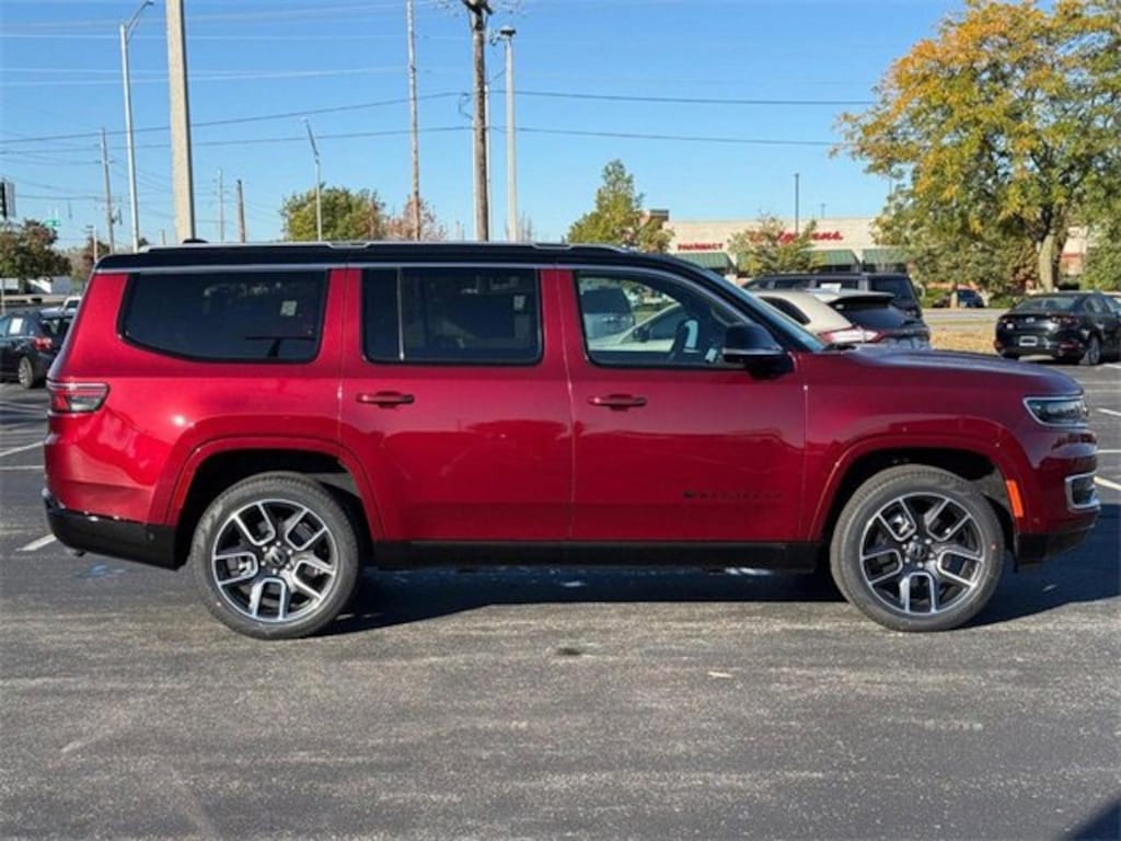New 2025 Jeep Wagoneer Series III Super Sport Utility