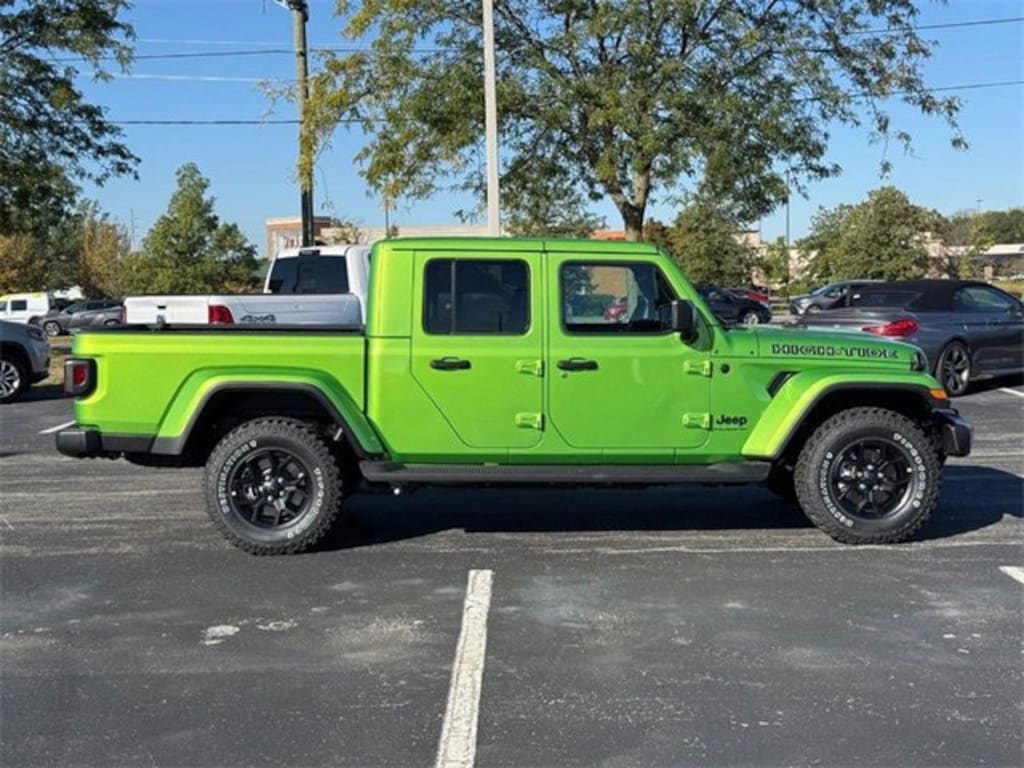 New 2025 Jeep Gladiator High Tide Pickup