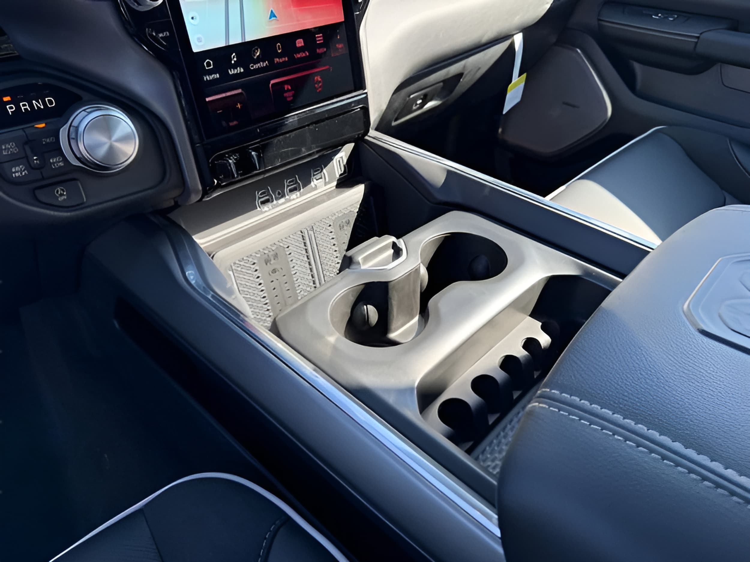 2026 RAM 1500 Laramie - Photo 21
