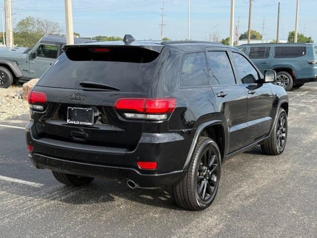 Used 2021 Jeep Grand Cherokee Laredo X SUV