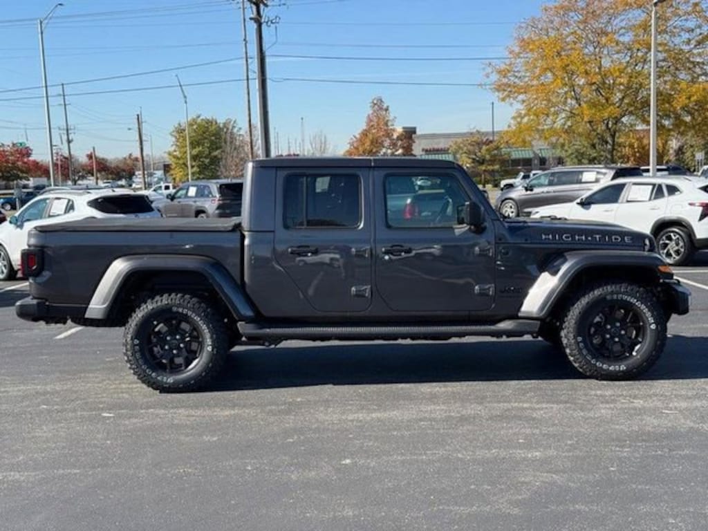 New 2025 Jeep Gladiator High Tide Pickup