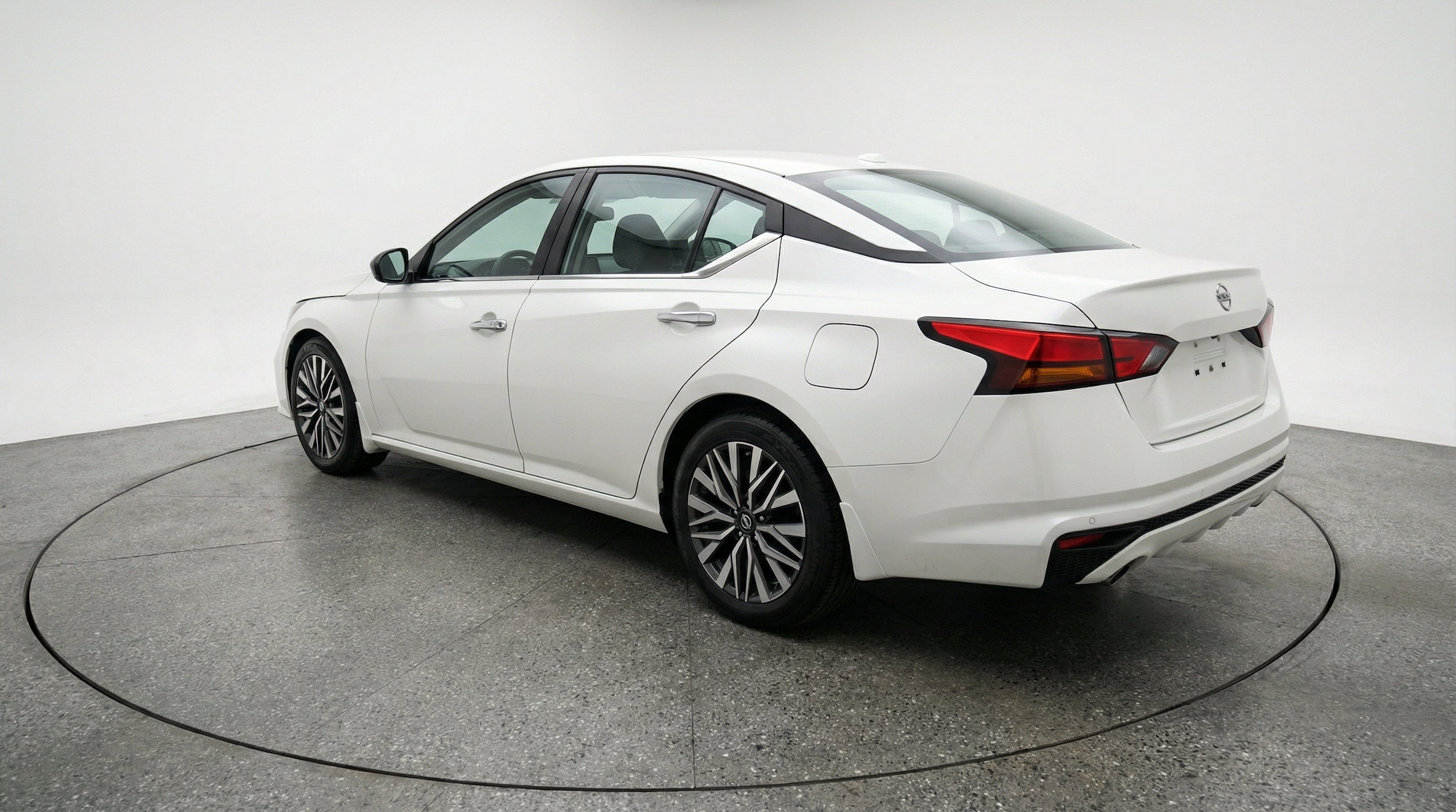 Thumbnail: 2025 Nissan Altima - 6