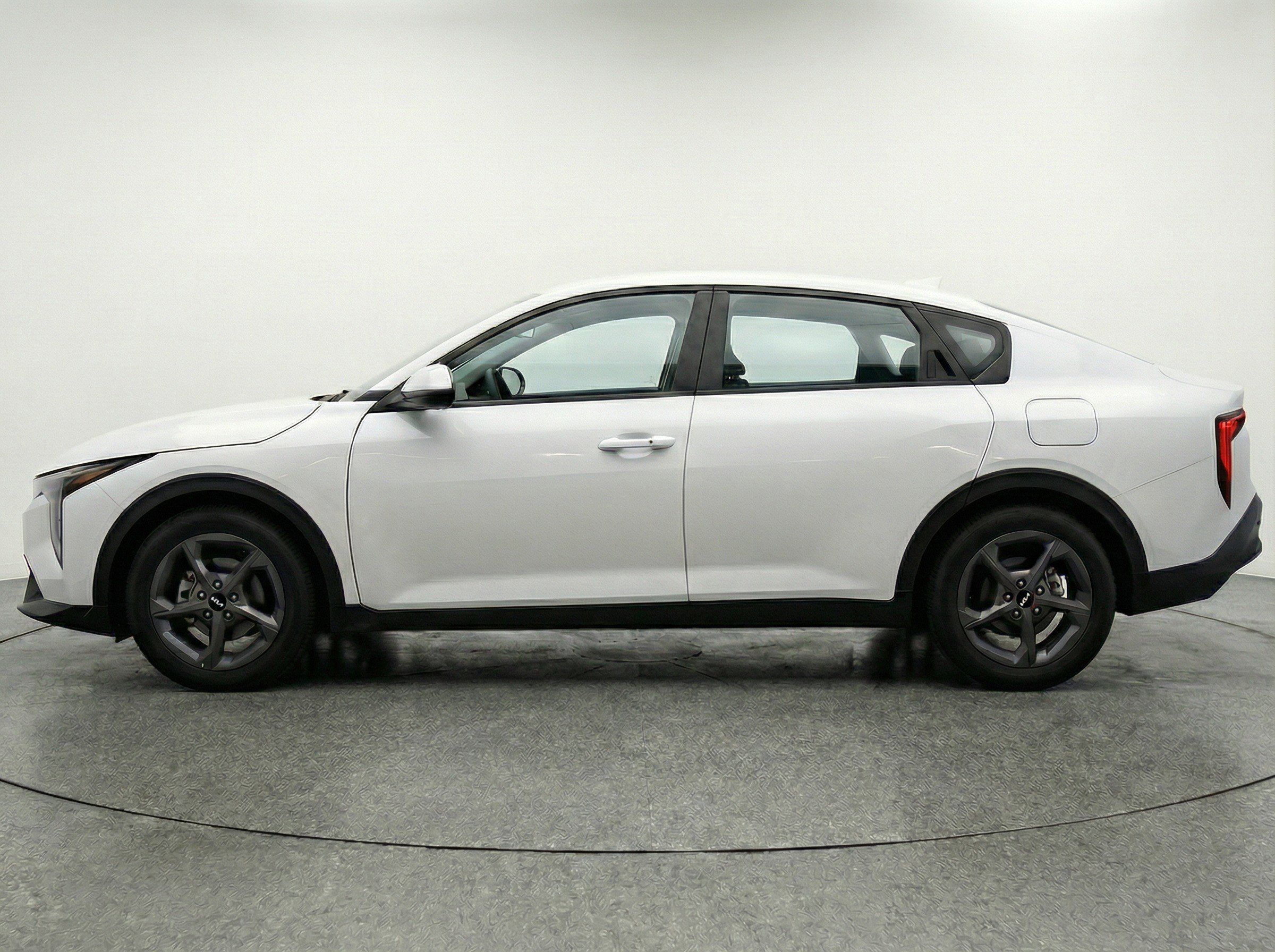 Thumbnail: 2025 Kia K4 - 5