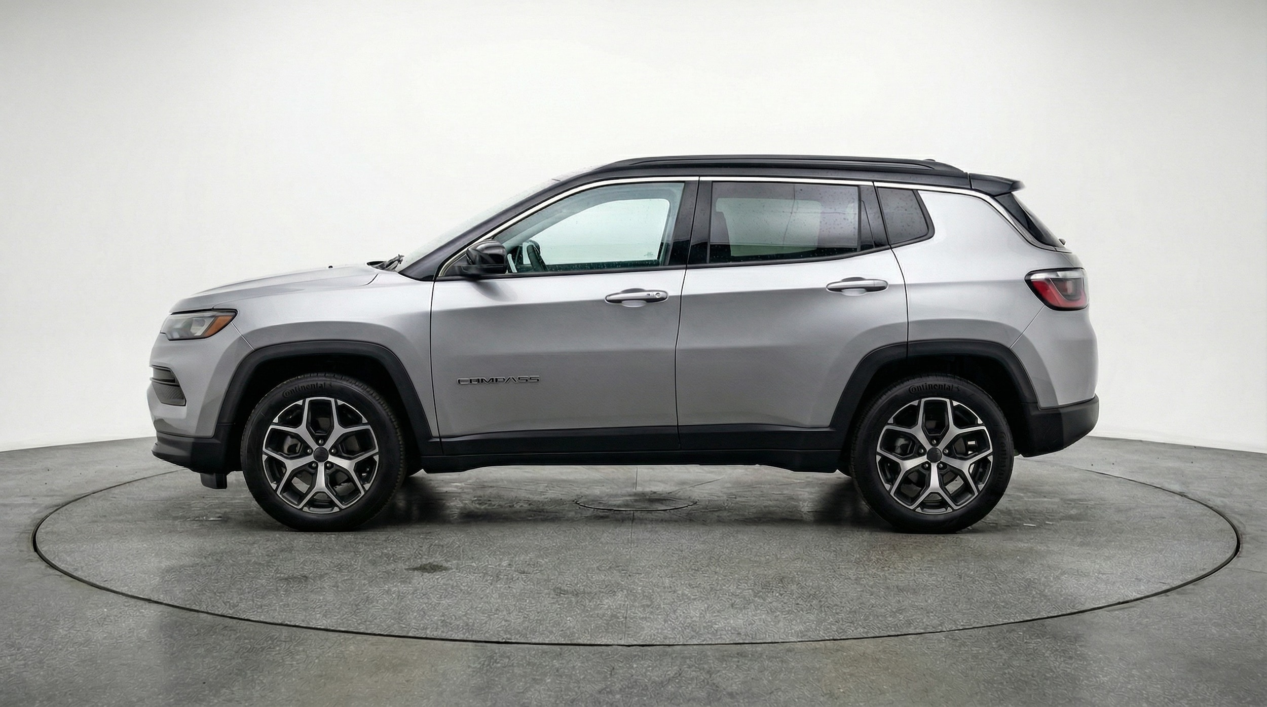 Thumbnail: 2025 Jeep Compass - 4