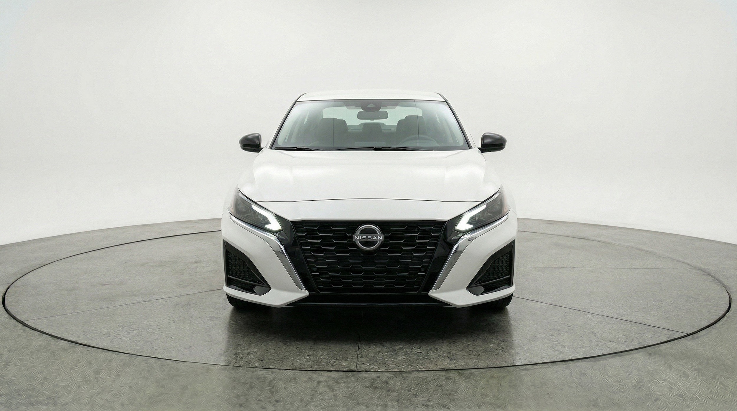 Thumbnail: 2025 Nissan Altima - 2