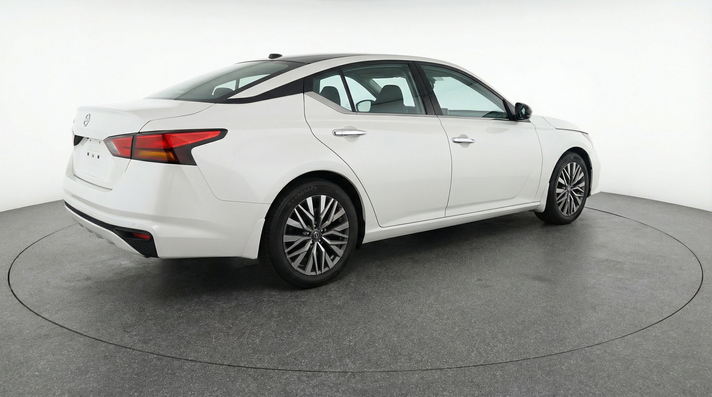 Thumbnail: 2025 Nissan Altima - 9
