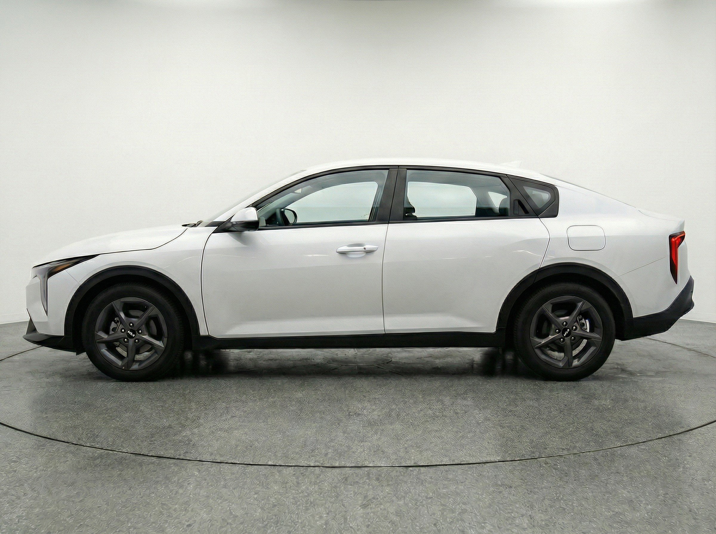 Thumbnail: 2025 Kia K4 - 5