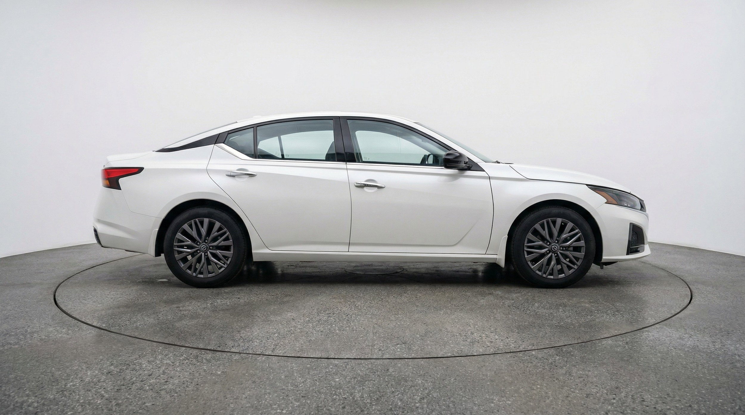 Thumbnail: 2025 Nissan Altima - 11