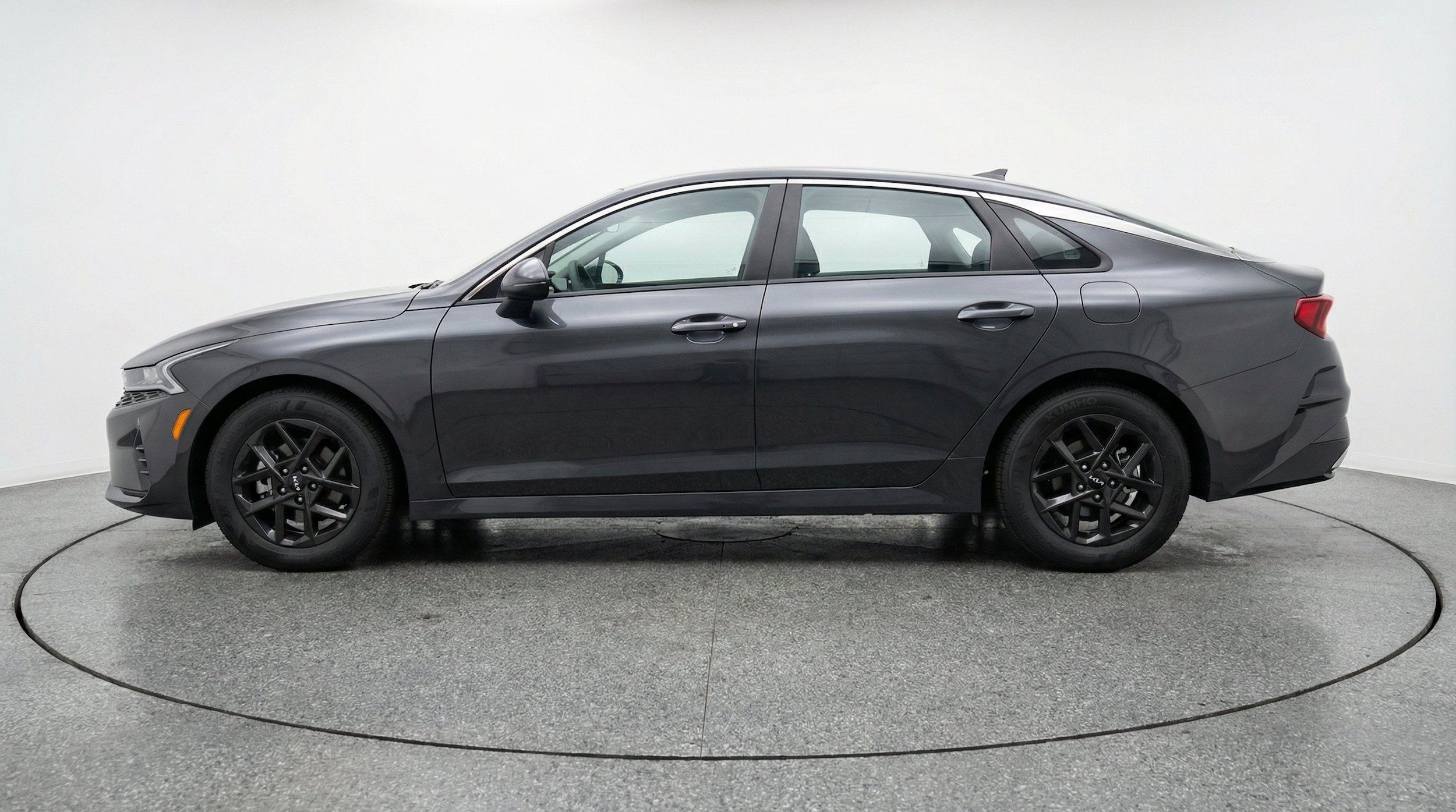 Thumbnail: 2025 Kia K5 - 5