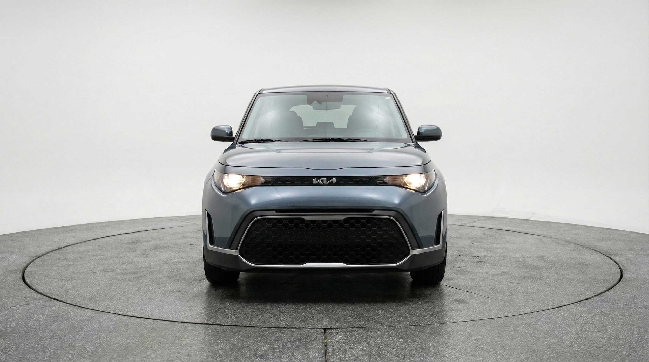 Thumbnail: 2025 Kia Soul - 2