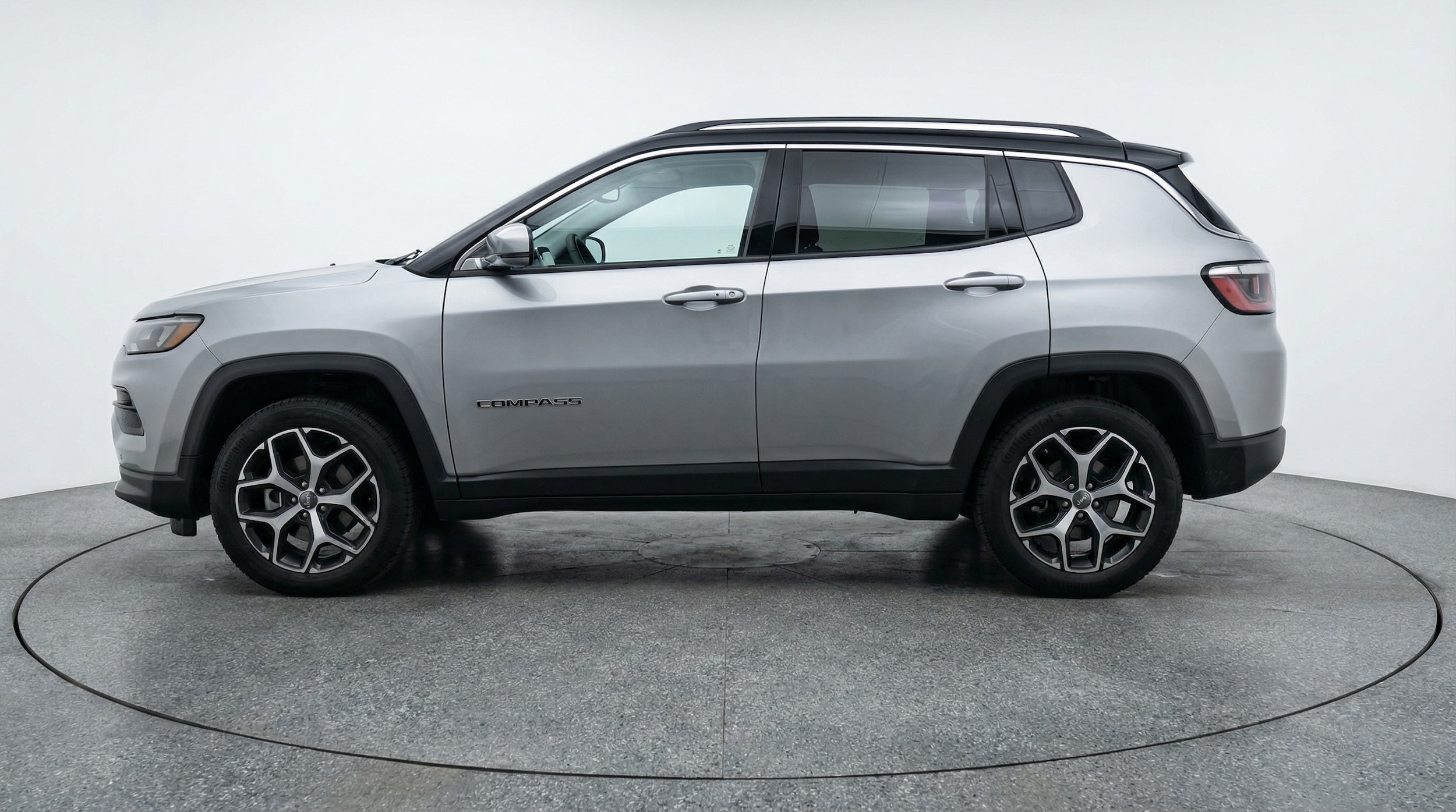 Thumbnail: 2025 Jeep Compass - 4