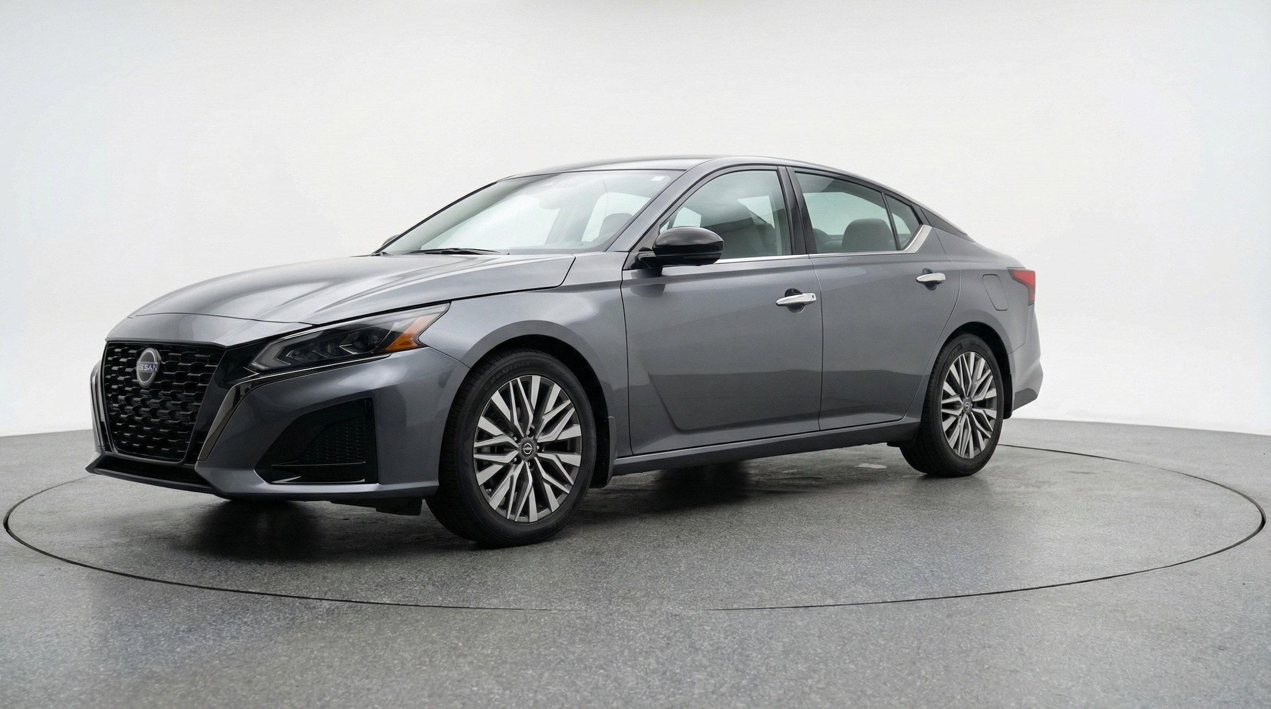 Thumbnail: 2025 Nissan Altima - 3
