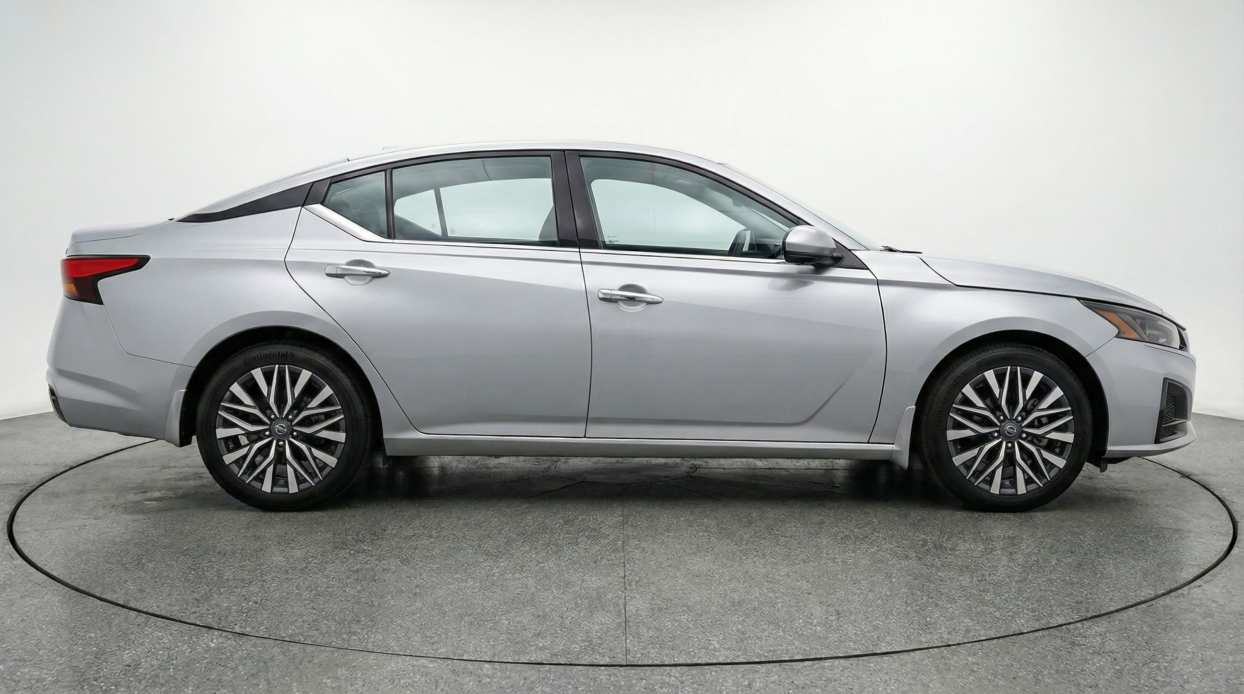 Thumbnail: 2025 Nissan Altima - 11