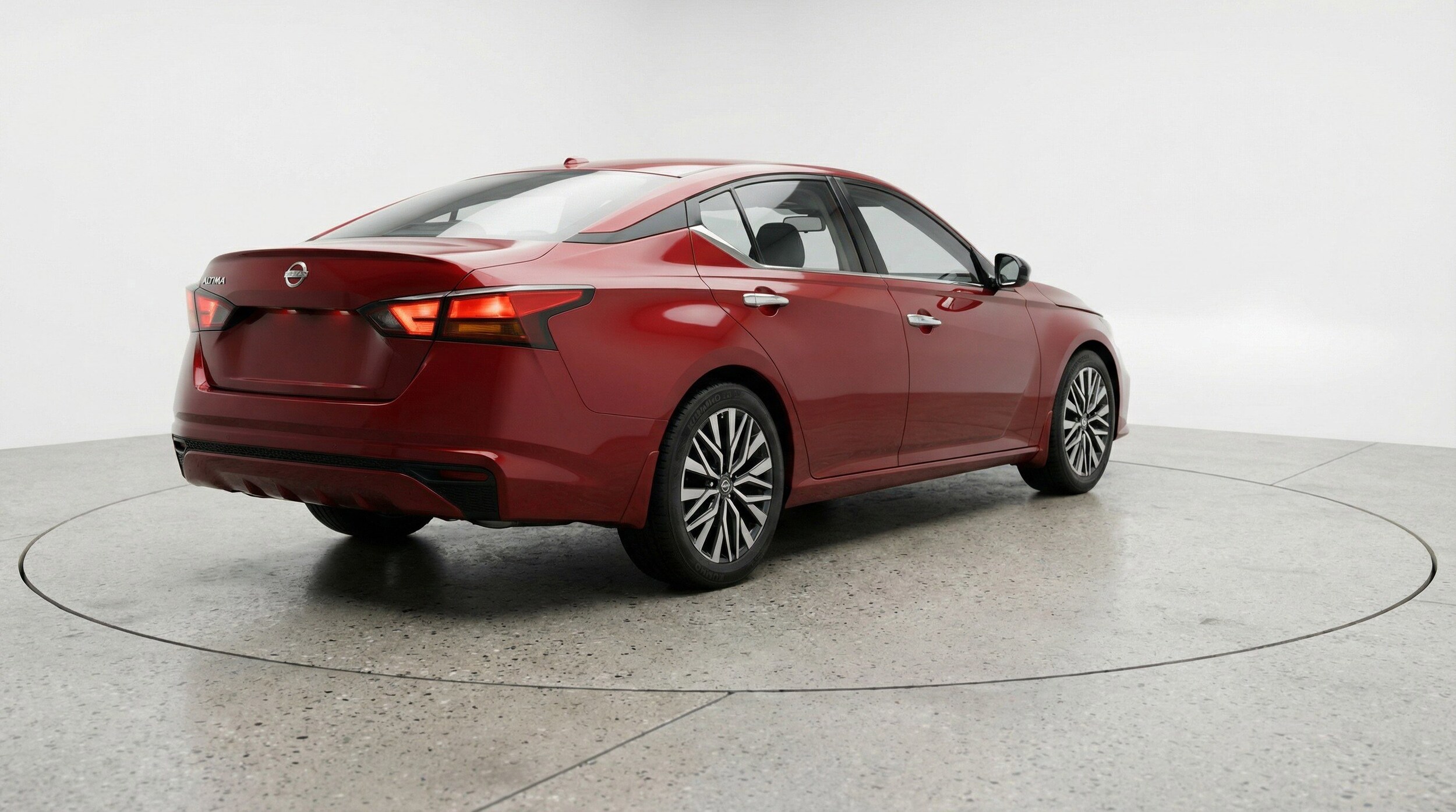 Thumbnail: 2025 Nissan Altima - 9