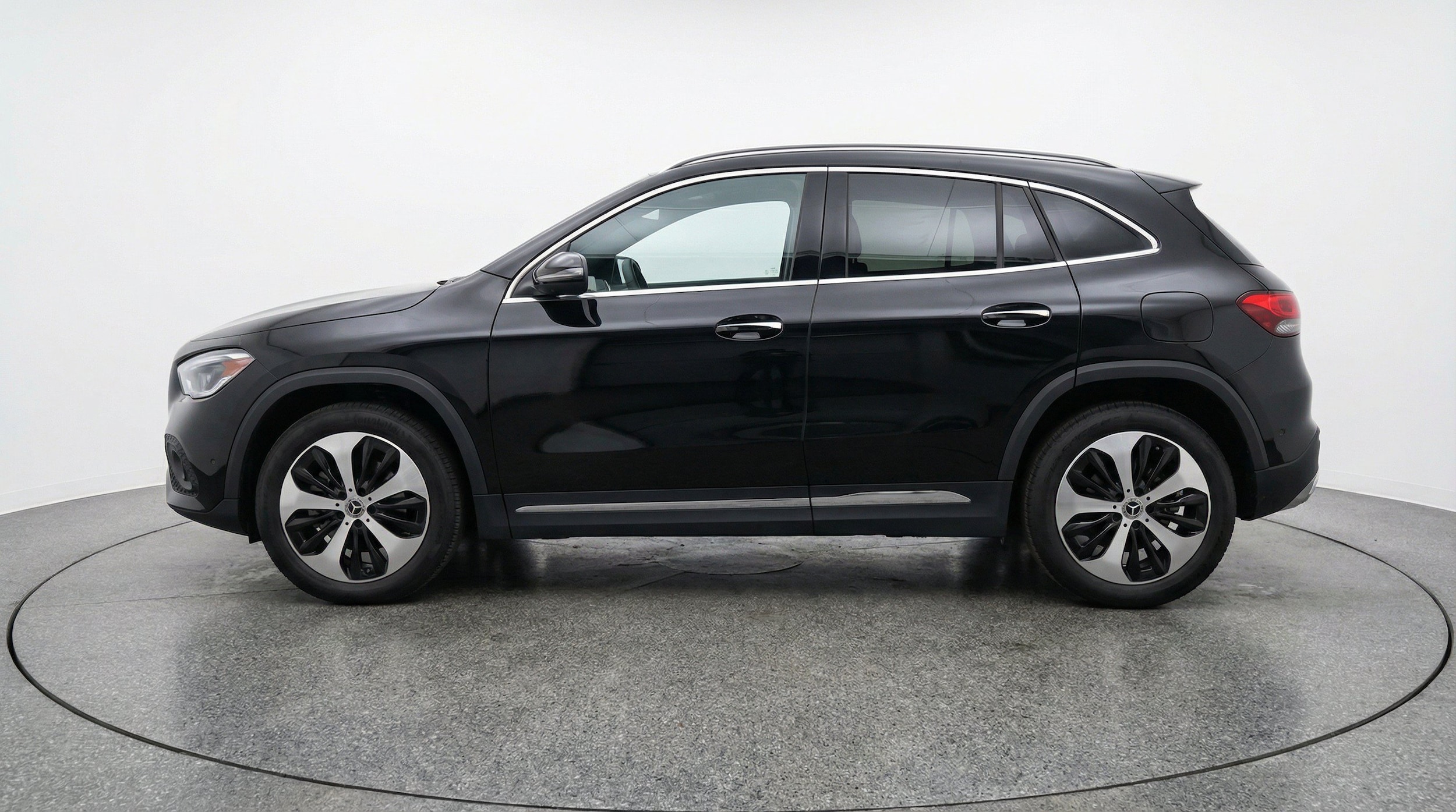 Thumbnail: 2025 Mercedes-Benz GLA - 5