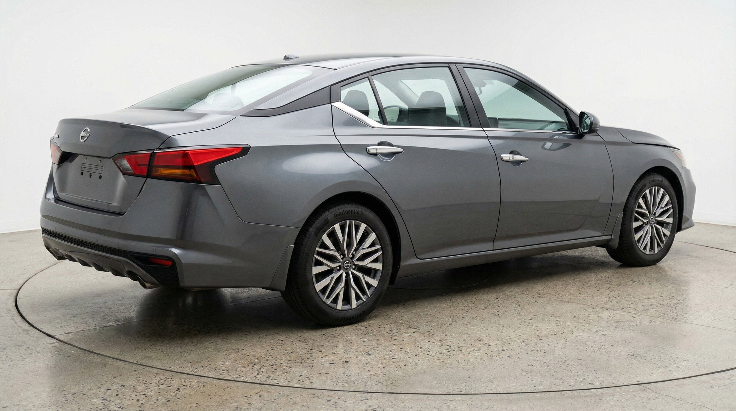 Thumbnail: 2025 Nissan Altima - 9