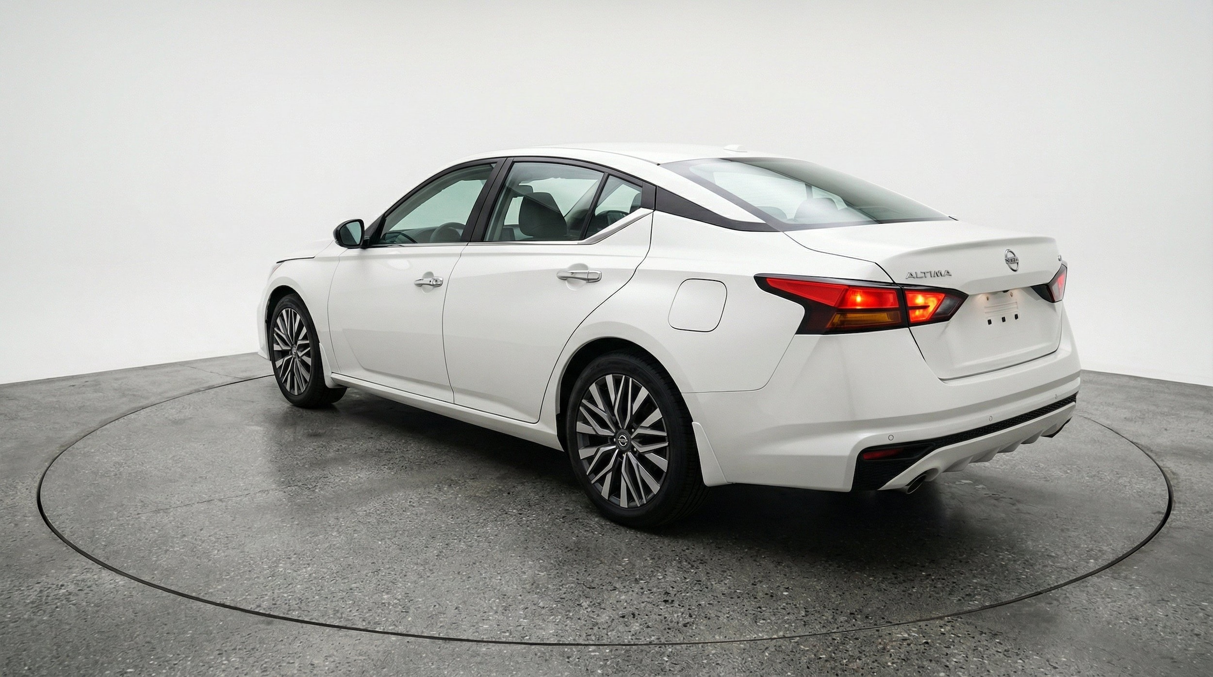 Thumbnail: 2025 Nissan Altima - 6