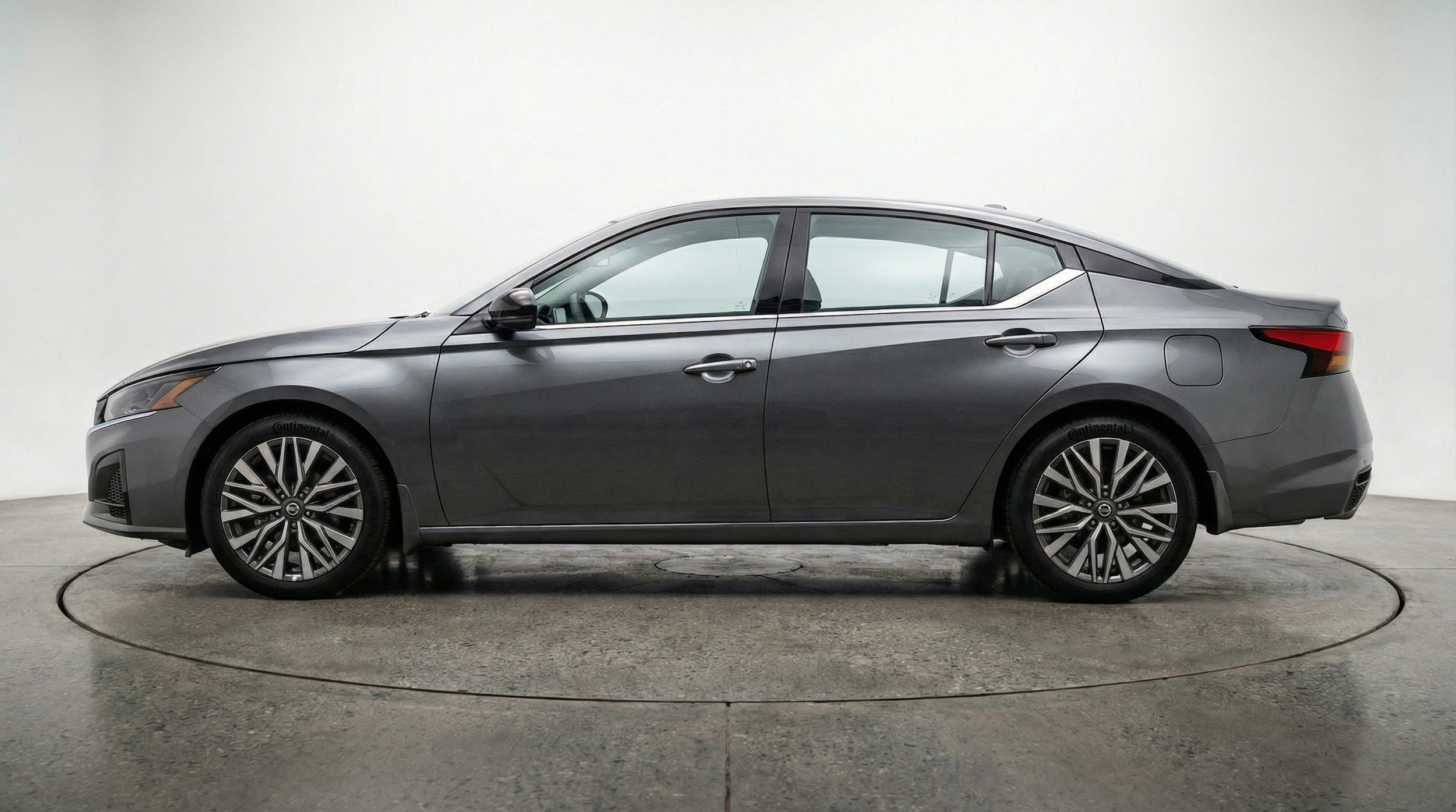 Thumbnail: 2025 Nissan Altima - 5