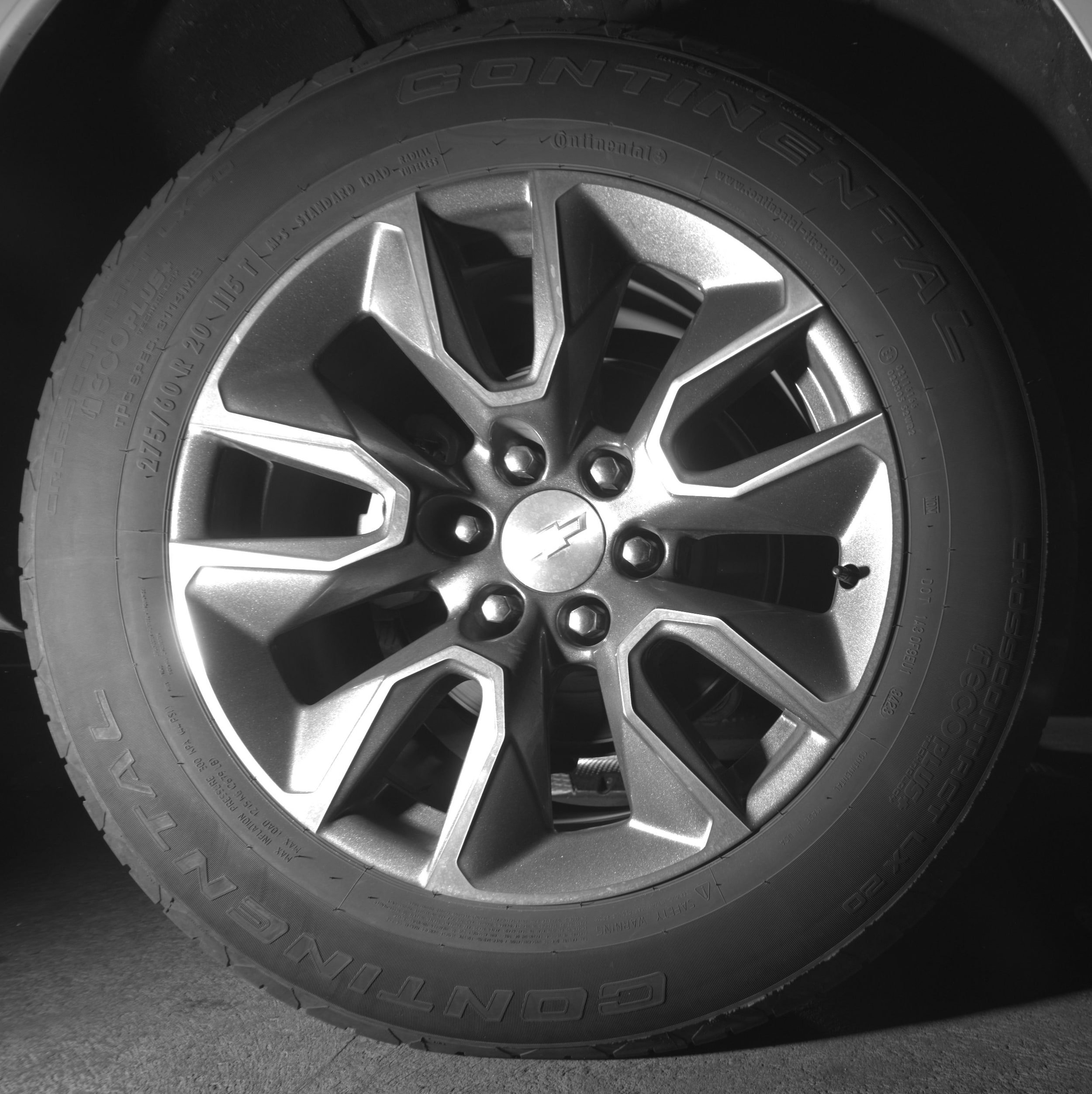 Thumbnail: 2023 Chevrolet Tahoe - 12