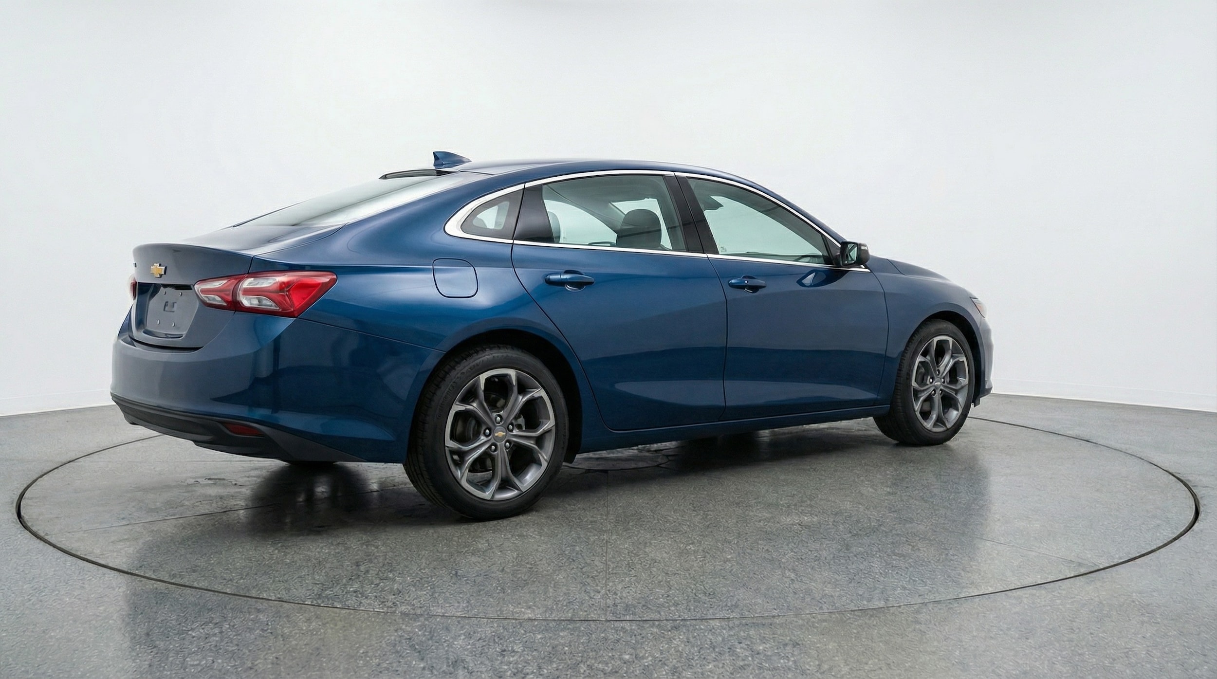 Thumbnail: 2024 Chevrolet Malibu - 7